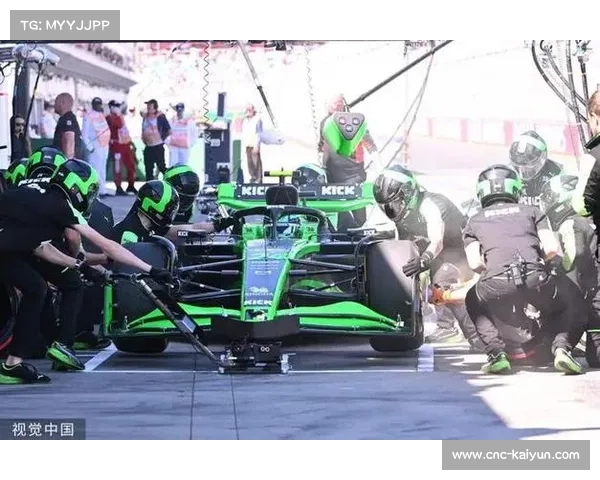 索伯车队巴林站策略失误赛恩斯退赛错失宝贵积分