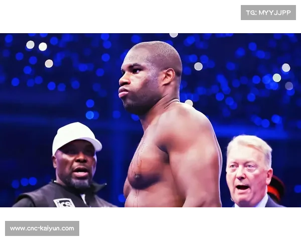 乌西克对决杜布瓦二番战前瞻 重量级统一战或诞生三冠历史第一人 乌西克对决杜布瓦二番战前瞻 重量级统一战或诞生三冠历史第一人