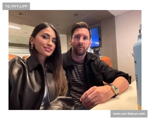 梅西携家人现身迈阿密包厢现场助威见证阿根廷战胜委内瑞拉 梅西携家人现身迈阿密包厢现场助威见证阿根廷战胜委内瑞拉